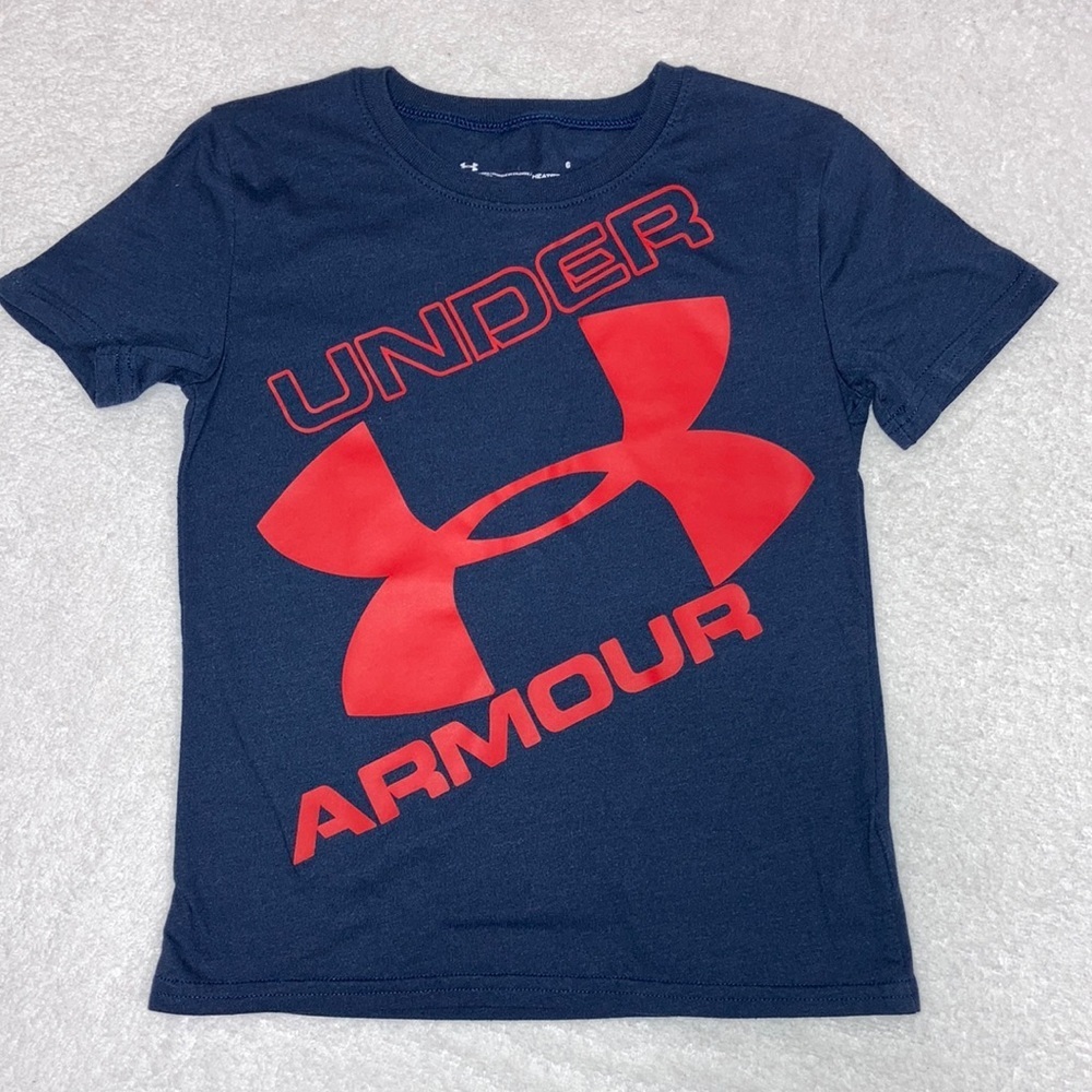 Underarmour heatgear cotton blend navy blue with red logo short sleeve tee 6